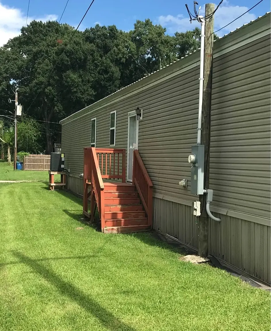 3 bed, 1280 sqft, $1,450 — Photo 2