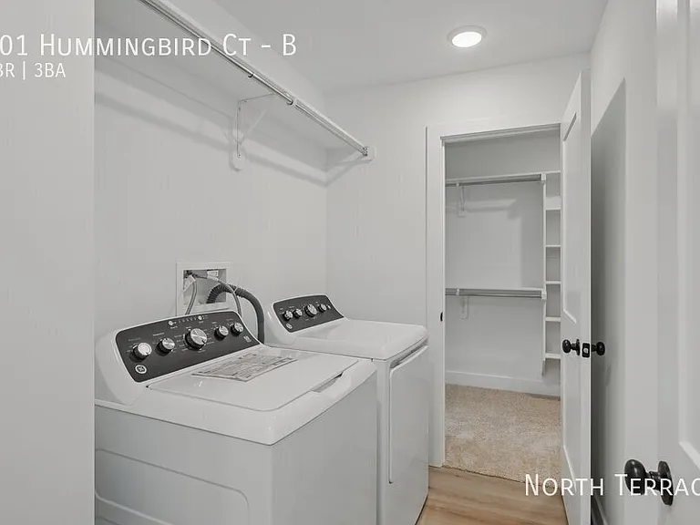 Fairview Crossing Townhomes — Photo 158