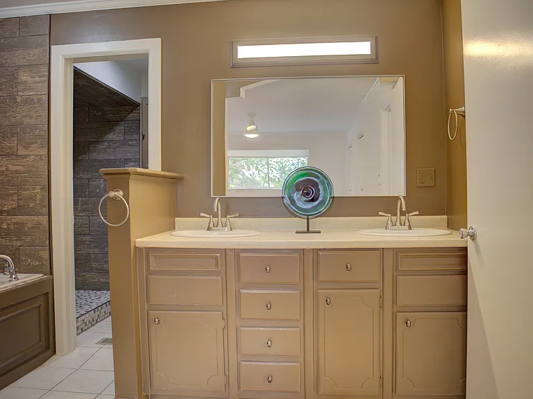4601 S 66th East Ave — Photo 28