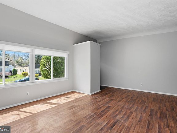 4th image of 169 Juniper Rd
