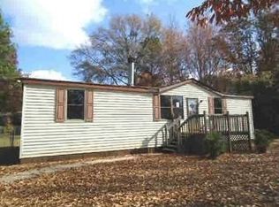 281 Lakeview Dr, Locust Grove, GA 30248