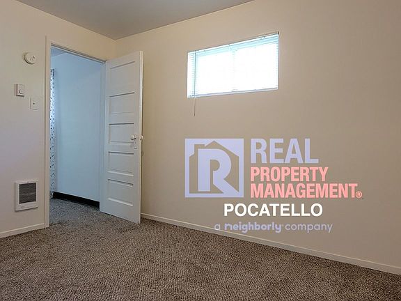 3rd image of 708 Willow Ave #A