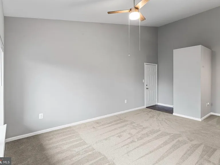 9553 Battery Heights Blvd #402 — Photo 16