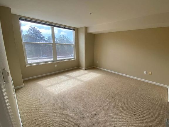 3rd image of 8200 Oceanview Ter