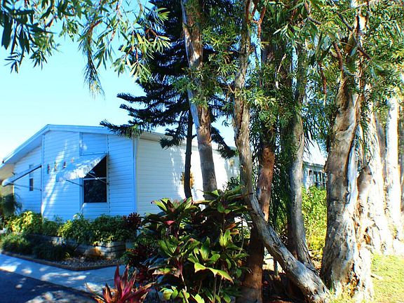 4th image of 1415 Main St Lot 98