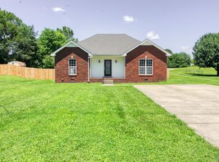 3018 Easy Goer Ln, Greenbrier, TN 37073