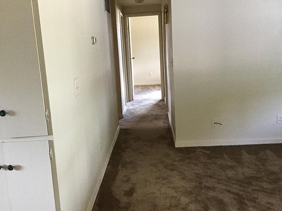 5th image of 2570 Cluster Ave