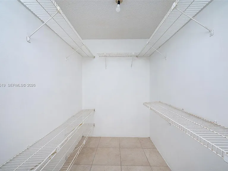 1220 SW 131st Place Cir W #1220 — Photo 15