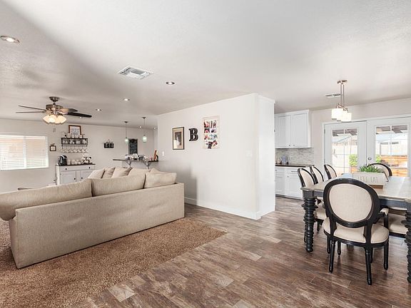 5th image of 1532 W Naranja Ave
