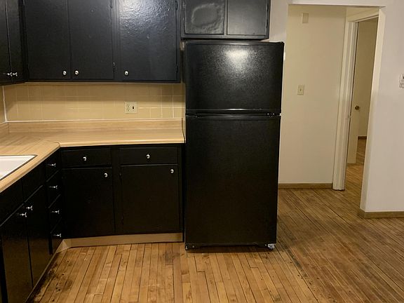2nd image of 401 Anne St #Street7