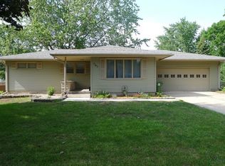 707 5th Ave, Charles City, IA 50616