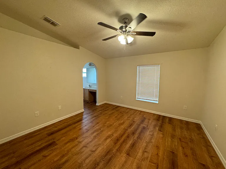 4760 Summerfield Cir — Photo 9