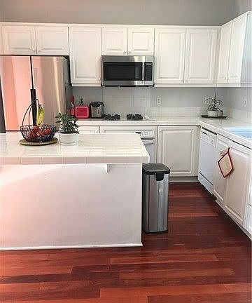 2nd image of 68 Avondale #140