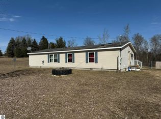 4996 Hokey Ln, Marion, MI 49665