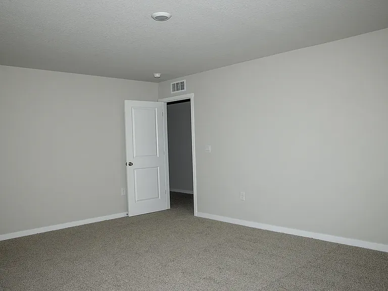 303 Ember Dr — Photo 15