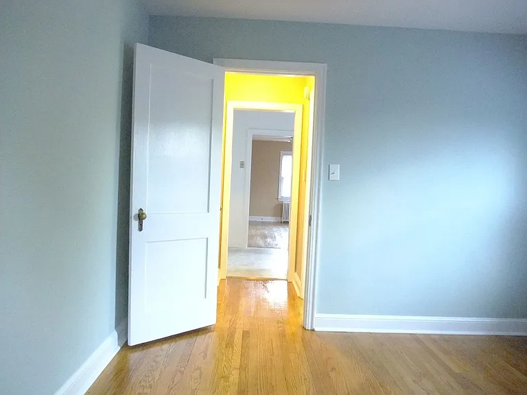 8210 Greenwood Ave — Photo 20