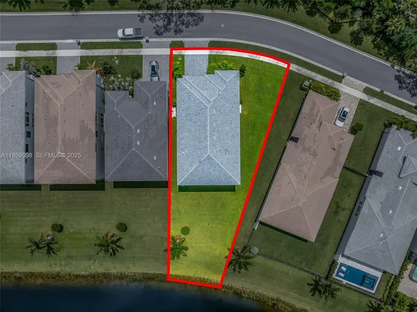 8215 Crystal Downs Avenue, Boca Raton, FL 33434