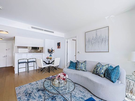 2nd image of 13835 39th Ave APT 4B