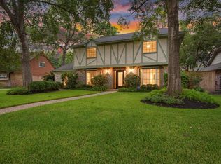 11706 Gardenglen Dr, Houston, TX 77070