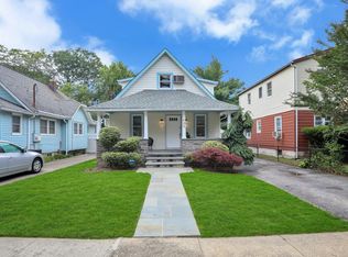465 Baldwin Ave, Baldwin, NY 11510