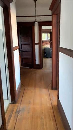 1st image of 6 Eureka St