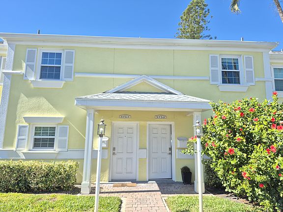 2nd image of 3739 Pompano Dr SE #3739