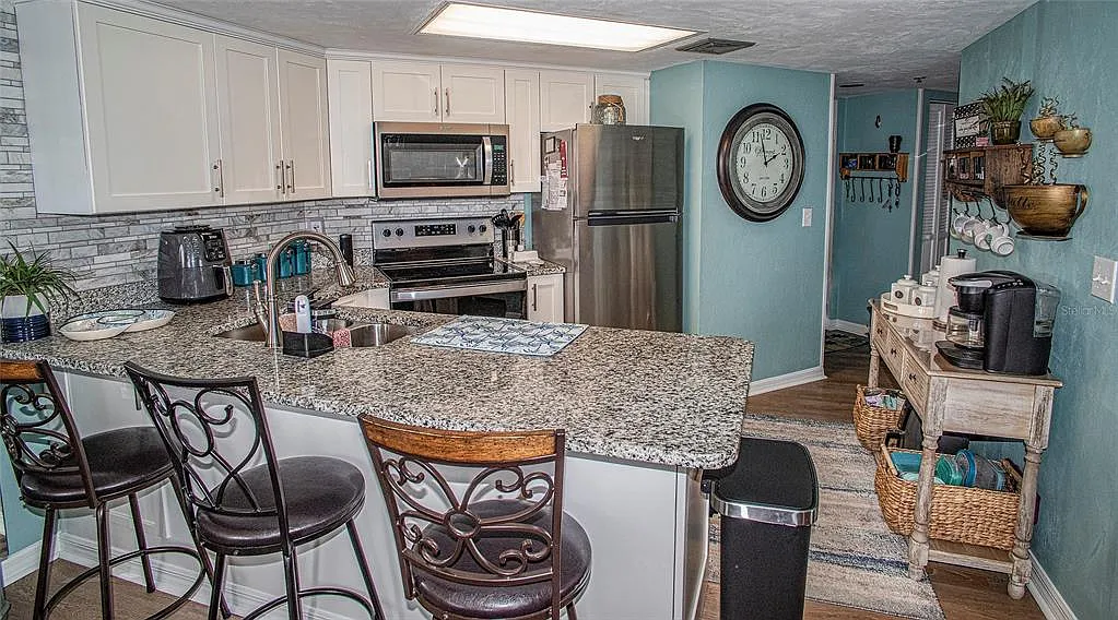 2 bed, 1445 sqft, $2,800 — Photo 4