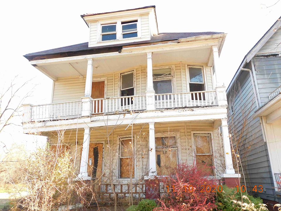 4718 St Clair