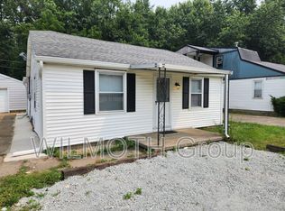 1902 E 38th St, Anderson, IN 46013