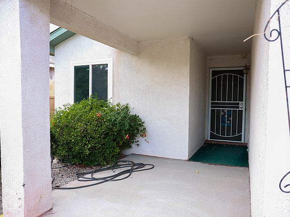 3rd image of 3029 Taos Meadows Dr NE