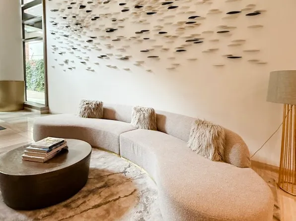 305 East 51st Street image 14 of 21