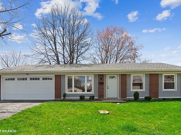 3rd image of 1408 Laurie Ln