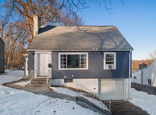 60 Deerfield Ave, Waterbury, CT 06708