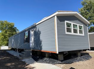 149 Blake St, Edwardsville, KS 66113