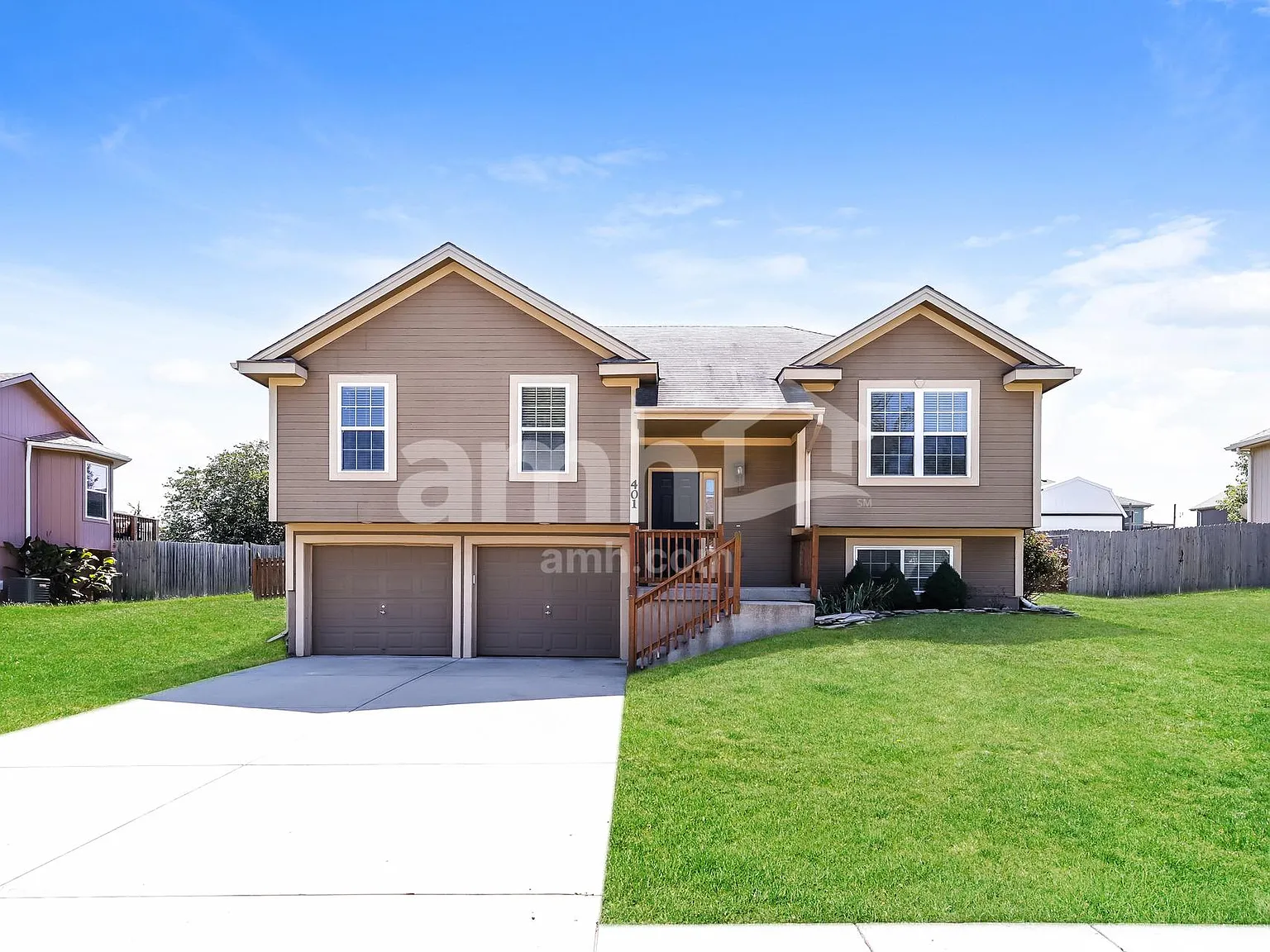 3 bed, 2.5 bath, 1662 sqft, $2,295 — Photo 1