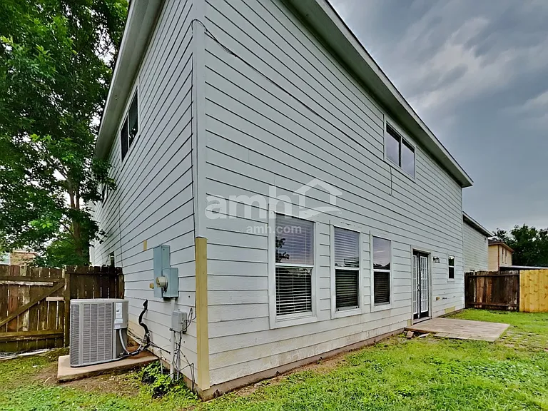 3803 Dogwood Trl — Photo 23