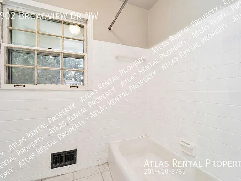 2902 Broadview Dr NW — Photo 26