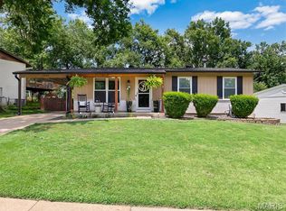 1259 Perdiz Ln, Fenton, MO 63026
