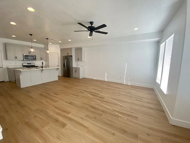2664 E Gray Birch Dr — Photo 3