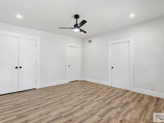 4th image of 609 E Filmore Ave