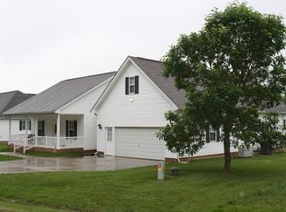 28 Howard St, Metropolis, IL 62960