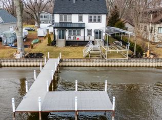 2303 Fairview Ave, Johnsburg, IL 60051