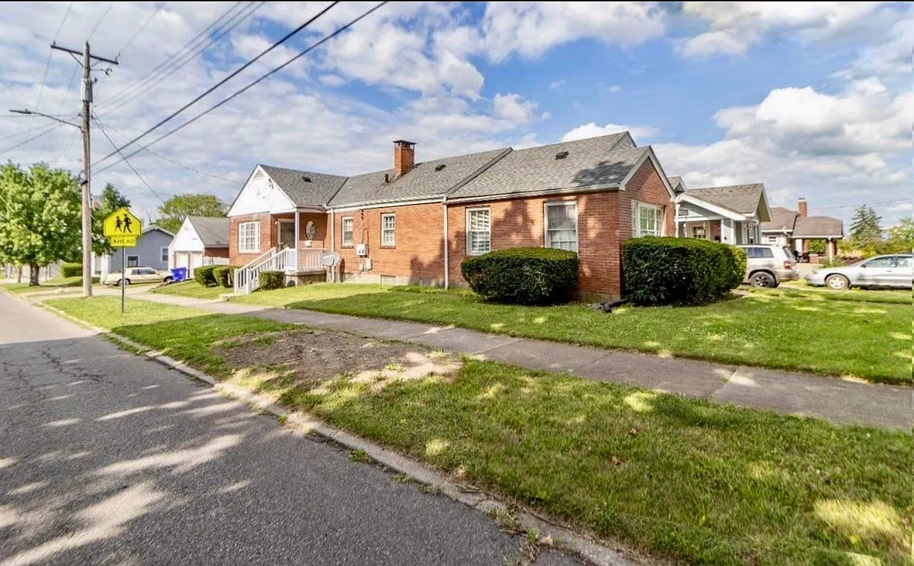 1 bedroom duplex — Photo 2