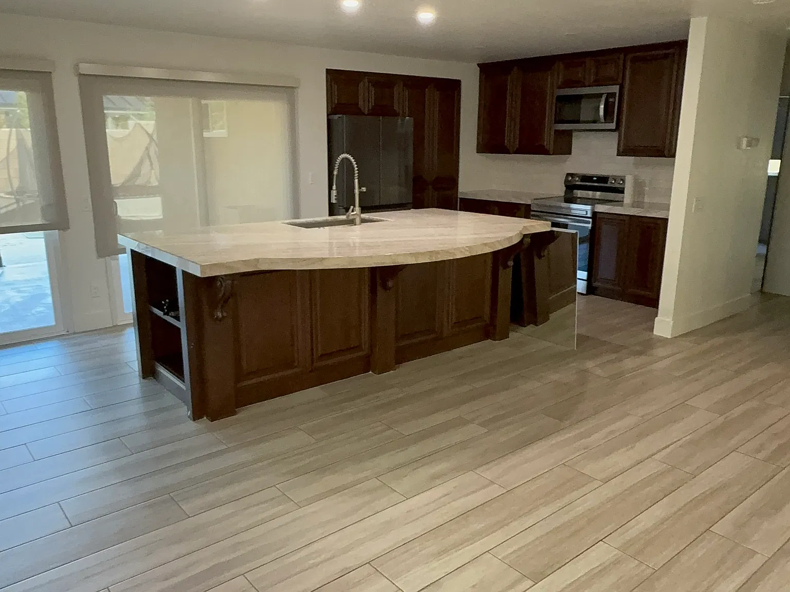 3 bed, 1439 sqft, $3,000 — Photo 4