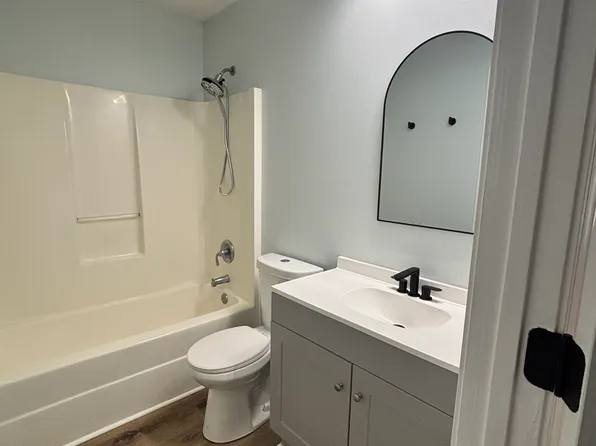 213 Twin Eagles Dr, Columbia, SC 29203