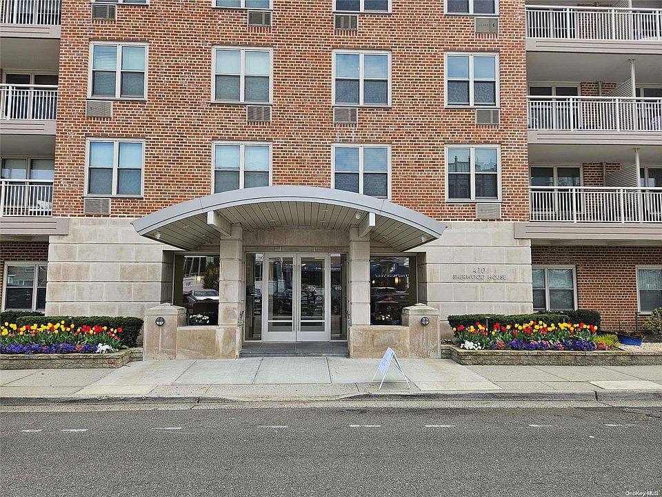 1st image of 410 E Broadway #3K