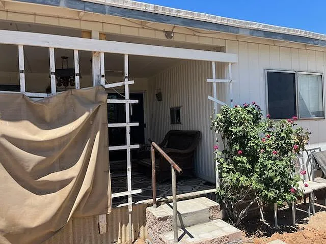 3 bed, 800 sqft, $900 — Photo 4