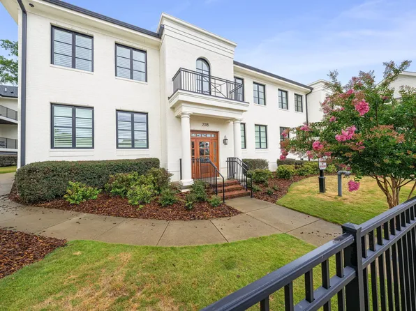 2018 Smallwood Dr #C, Raleigh, NC 27605