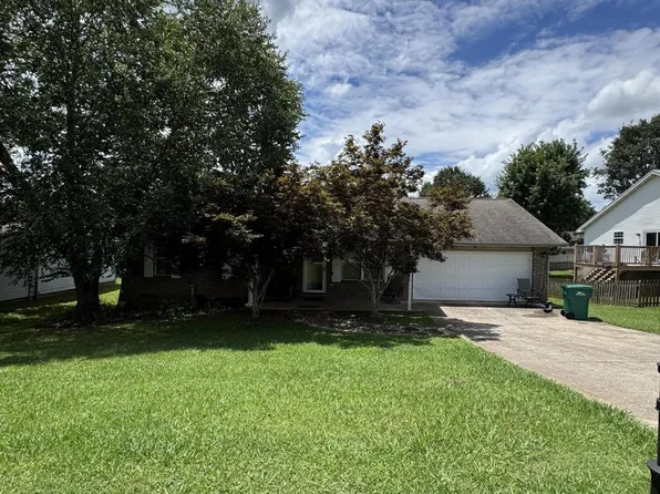 343 Headrick View Dr, Maryville, TN 37804