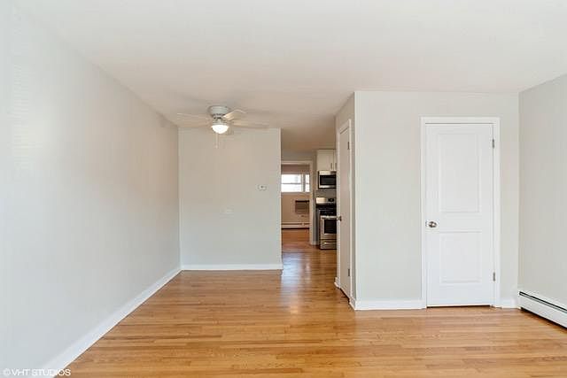 Dining Area - Unstaged